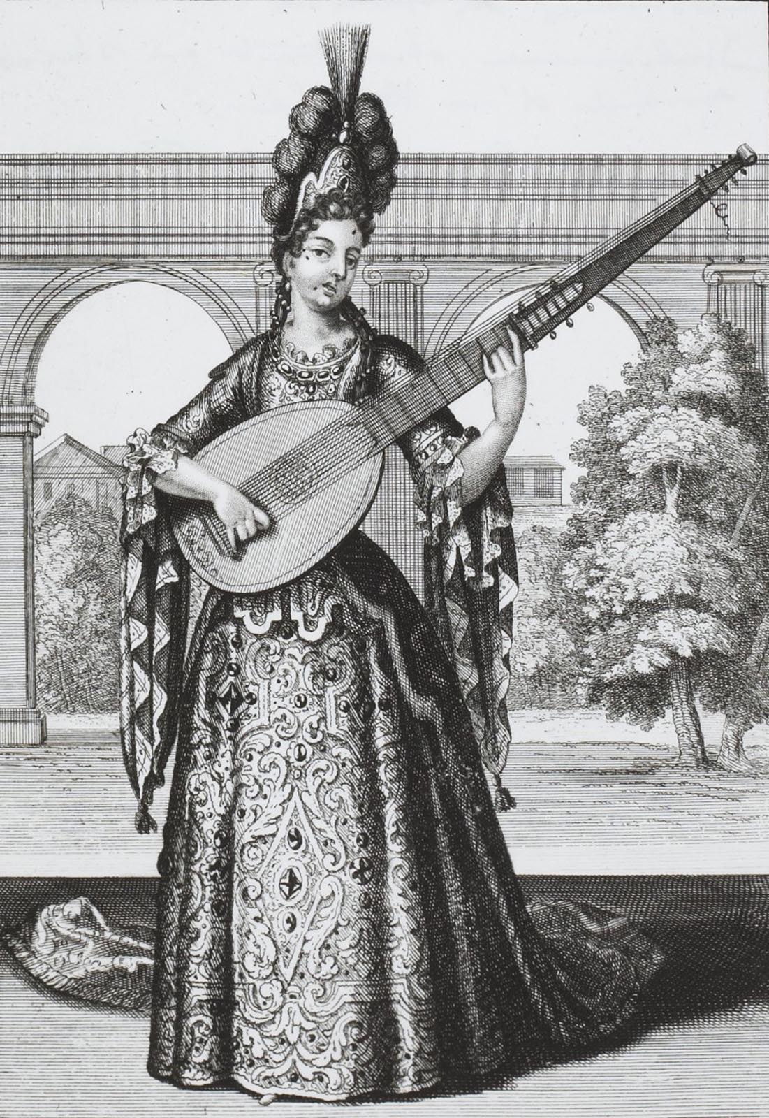 Gravure d'une musicienne chantant en s'accompagnant d'un théorbe dans une représentation du Carnaval de Venise à Paris