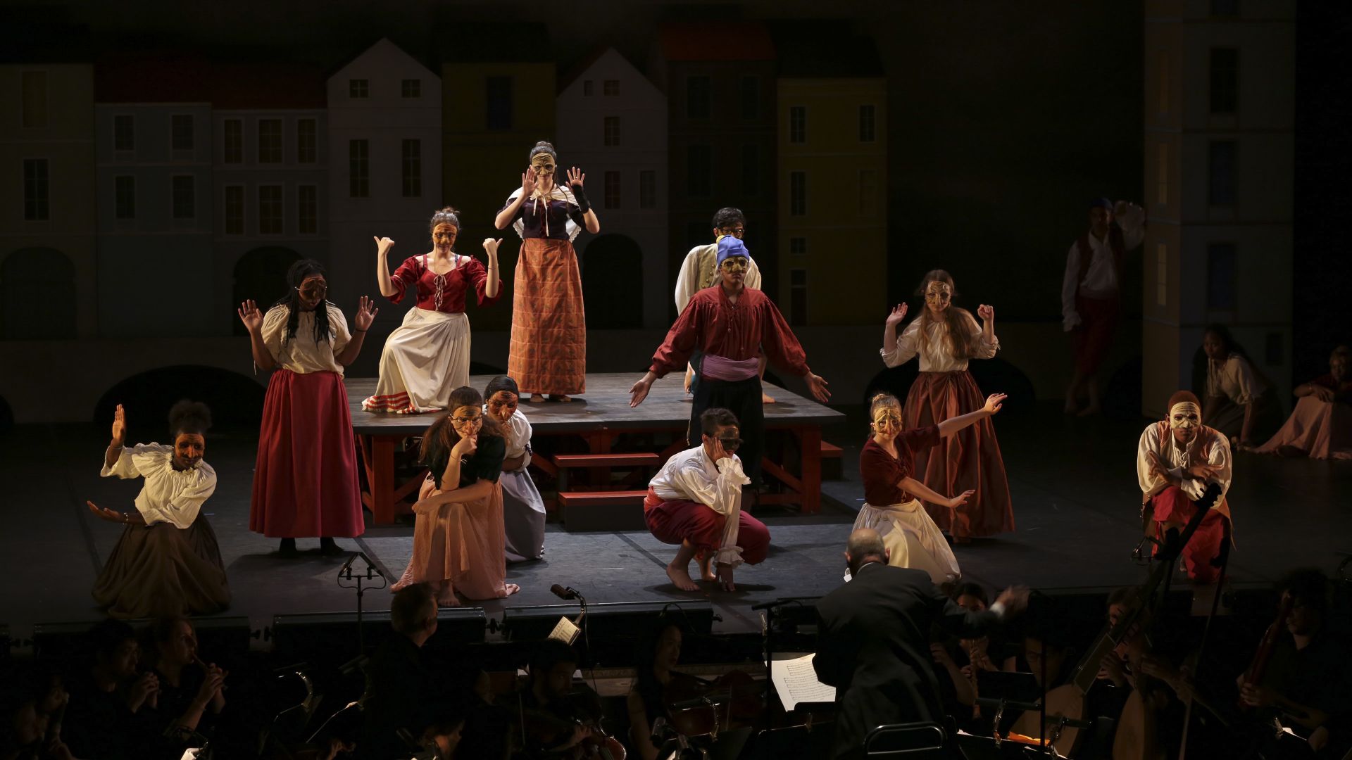 Scène des médecins dans le spectacle Baptiste ou l'opéra des farceurs créé à La Merise de Trappes le 15 mai 2019