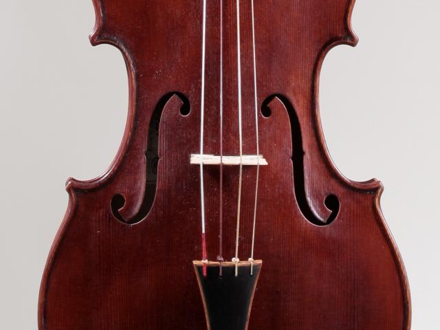 Taille de violon construit par Giovanna Chitto et Antoine Laulhère pour le CMBV - vue de face